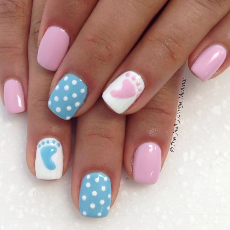 Glossy Pastel Pink and Blue Dots with Footprints — Baby Shower Nails 2027