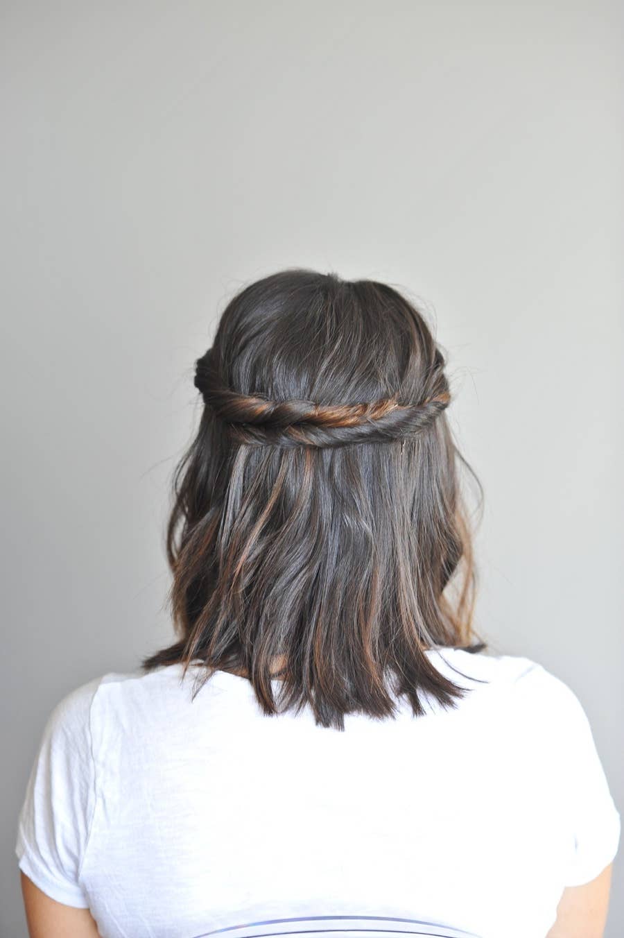 Air Dried With A Twisted Crown Detail Air Dried With A Twisted Crown Detail — Second Day Hairstyles 2027
