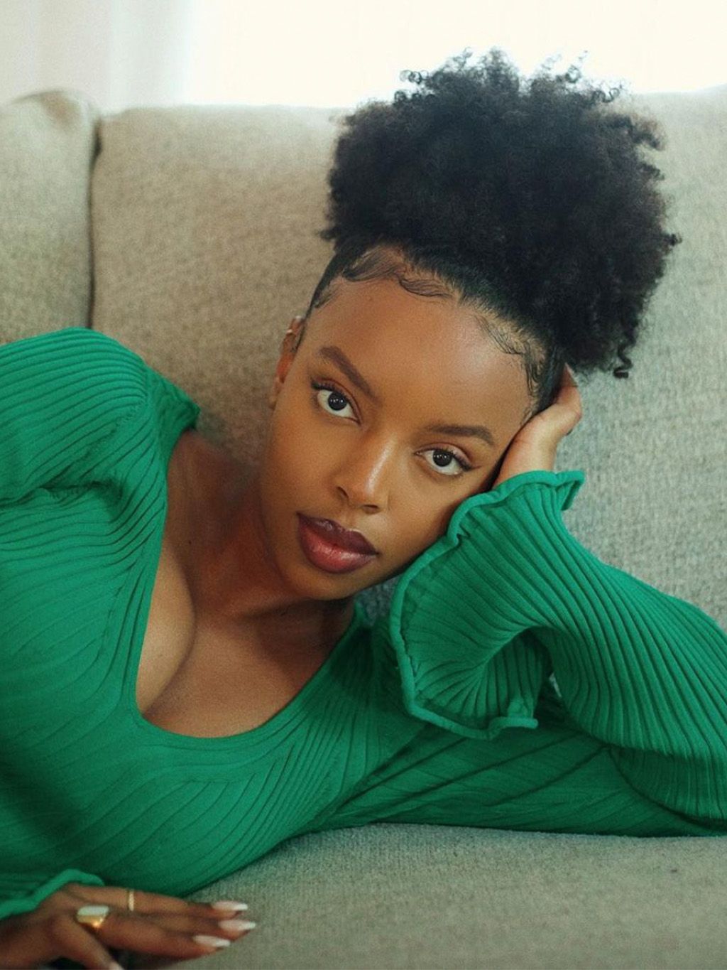 Side Visual Idea Side Visual Idea — Easy Natural Hairstyles 2027