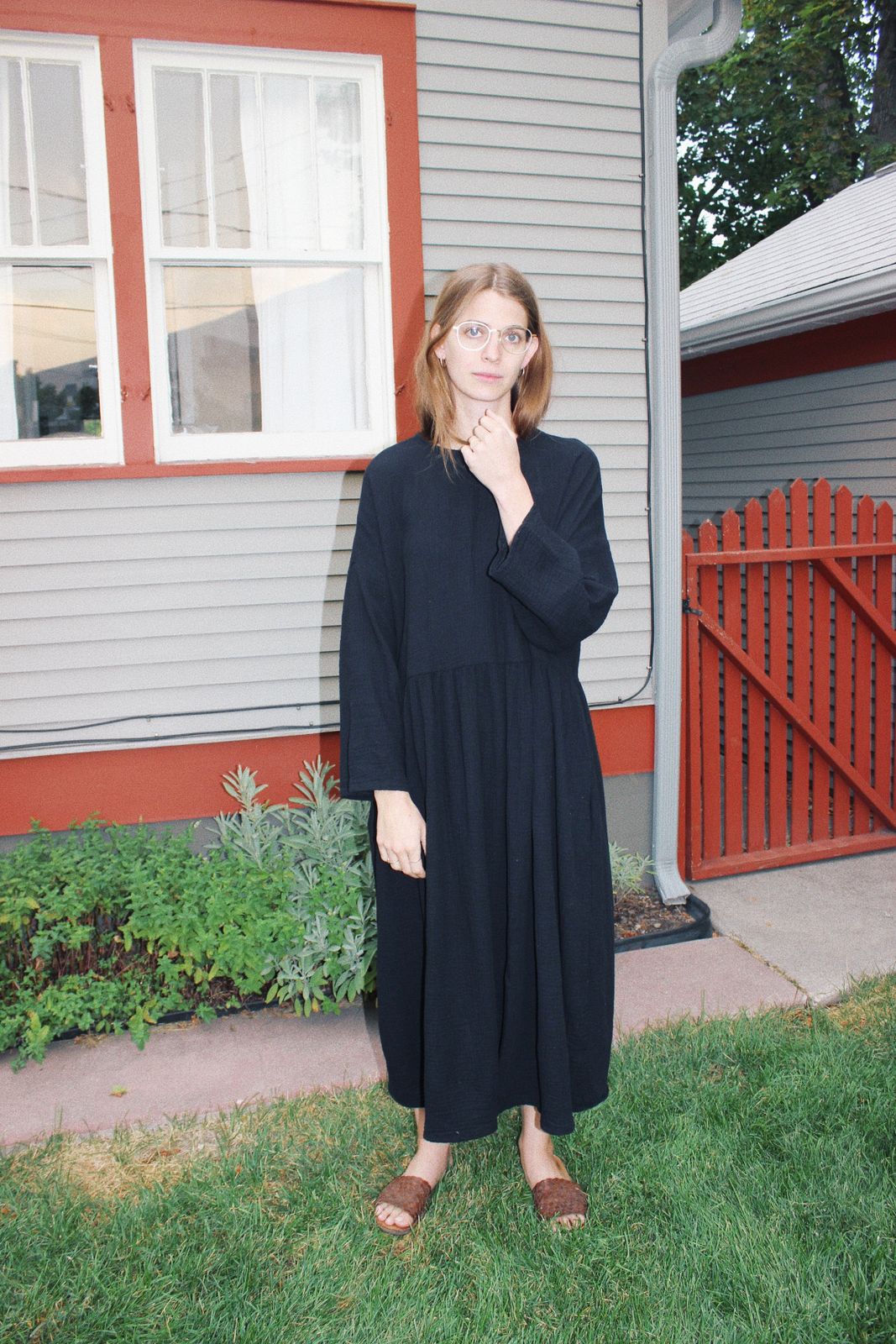 Casual Outdoor Outfit Idea — Midi Picnic Dress 2027