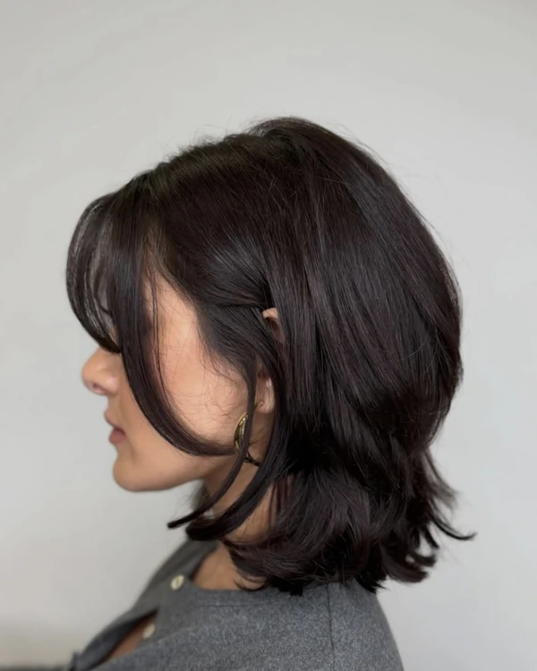 Mid-Back Waves With Caramel Highlights Mid-Back Waves With Caramel Highlights — Spring Haircuts 2027