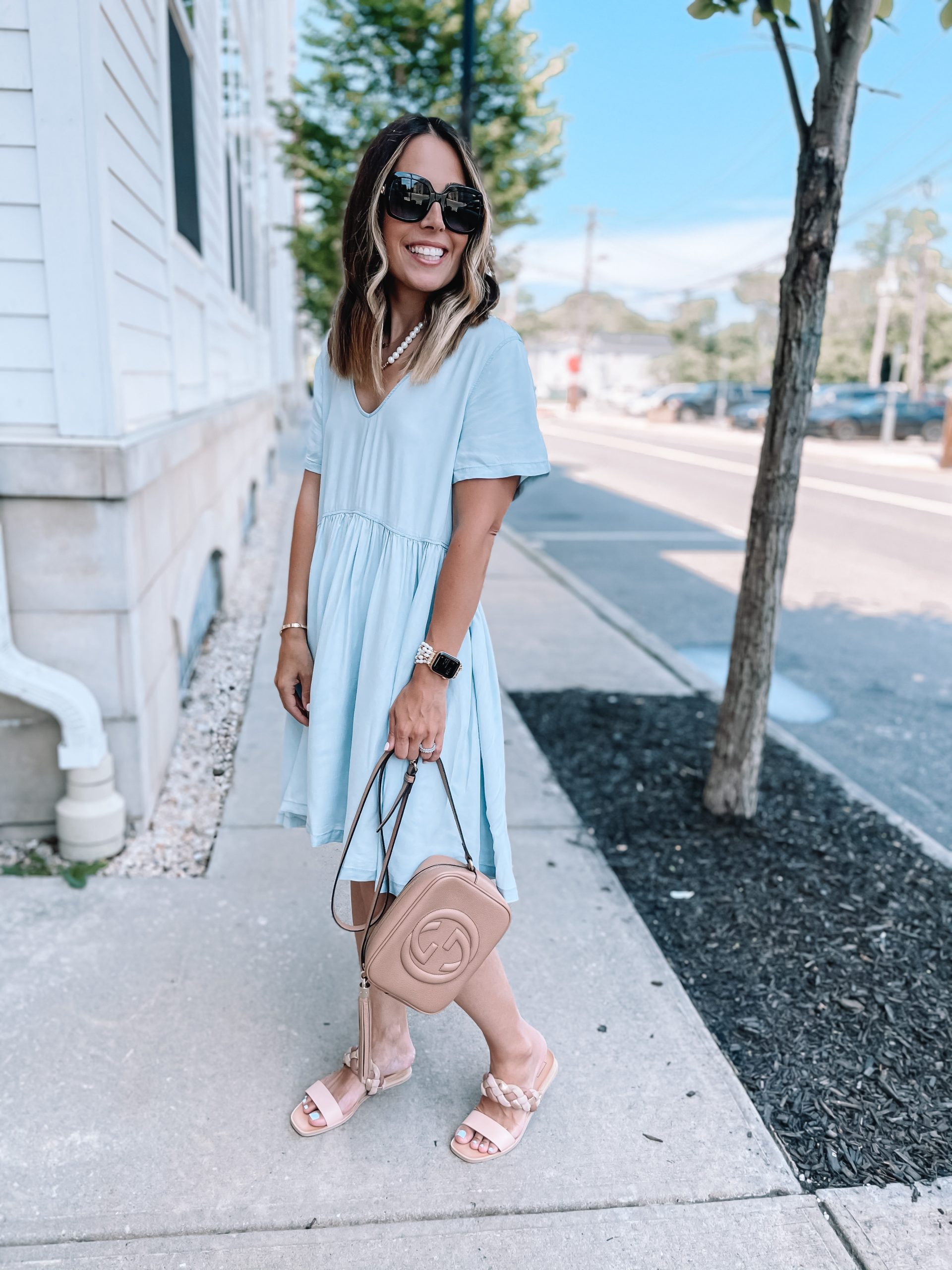 Light Blue Babydoll Dress with Pink Braided Sandals Light Blue Babydoll Dress with Pink Braided Sandals — Dress 2027 with Sandals Outfit