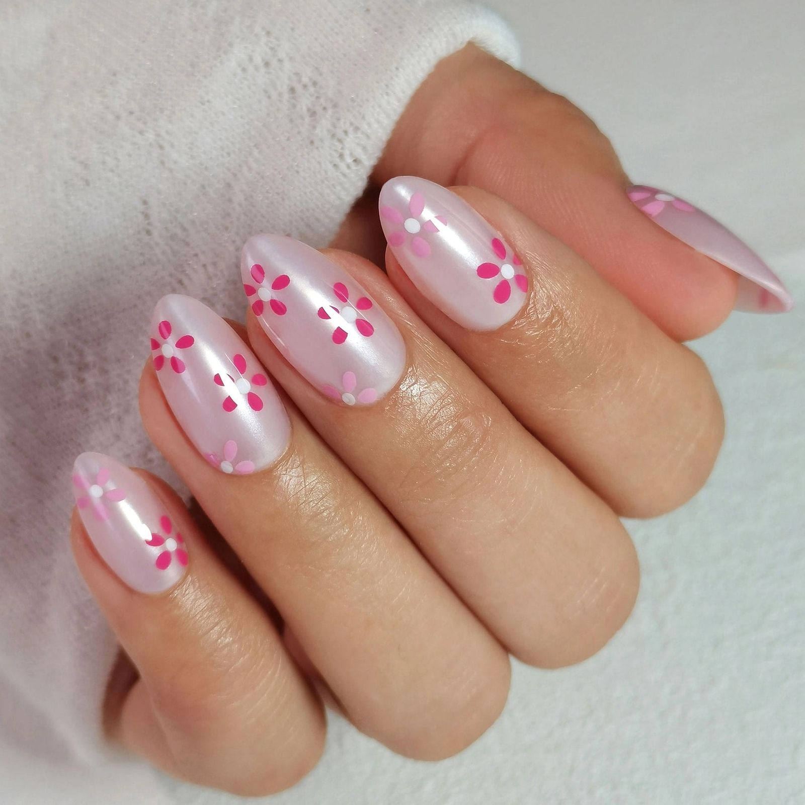 Pearlescent Glossy Visual Idea Pearlescent Glossy Visual Idea — Painted Petal Nails 2027