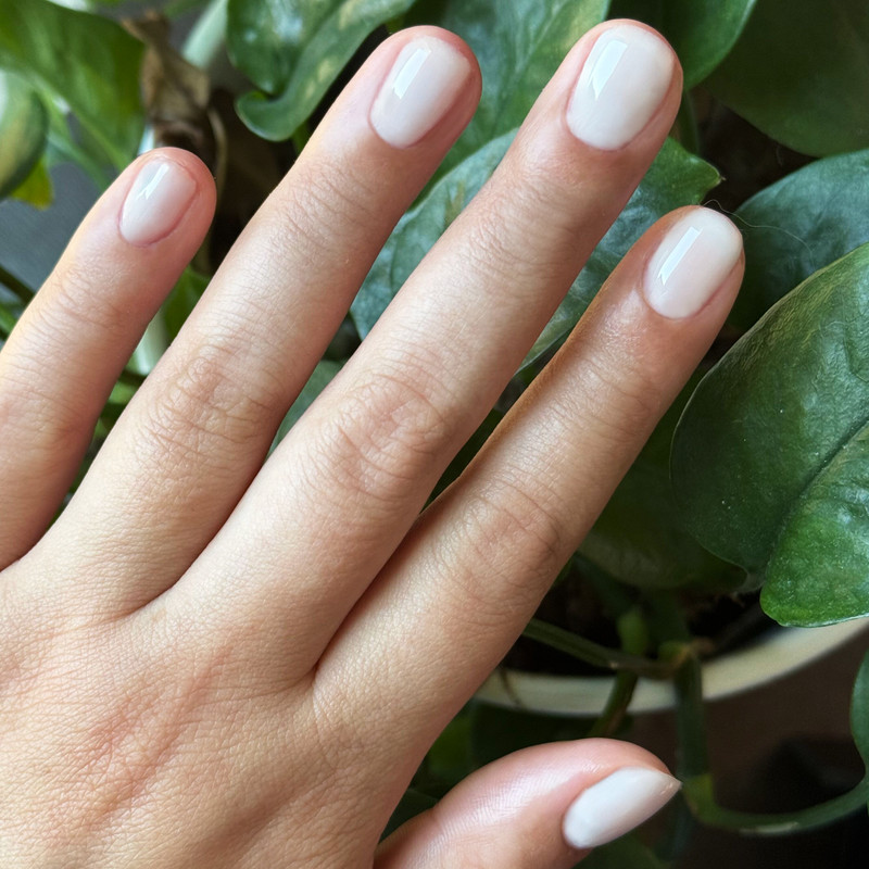 Glossy Opaque Milky Nude Short Oval Glossy Opaque Milky Nude Short Oval — Clean BB Cream Nails 2027