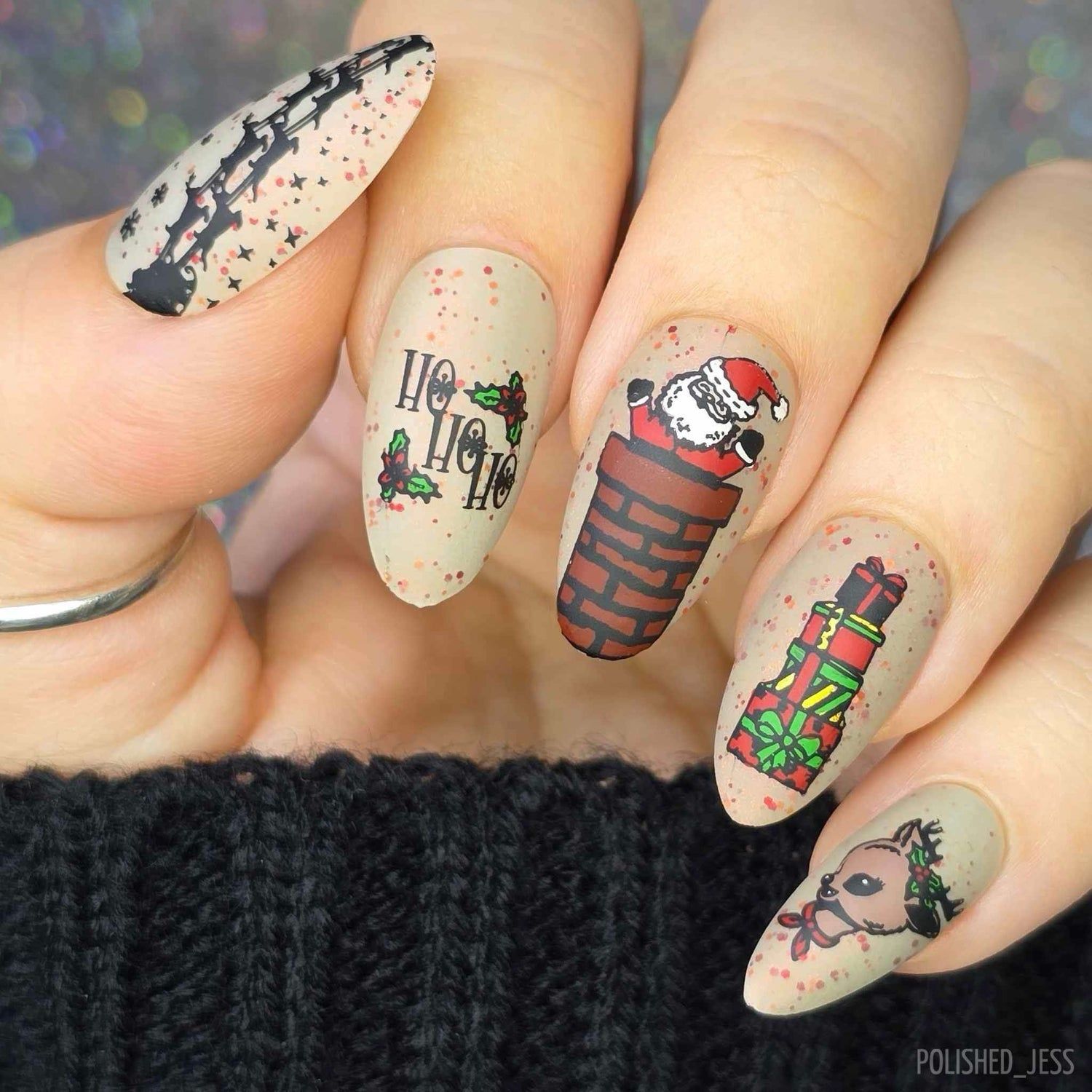 Matte With Scattered Glitter Visual Idea Matte With Scattered Glitter Visual Idea — Santa Nails 2026