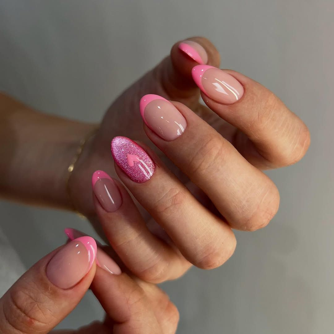 Pink Glitter Heart Accent French Nails Pink Glitter Heart Accent French Nails — Short Pink French Tip Nails 2027