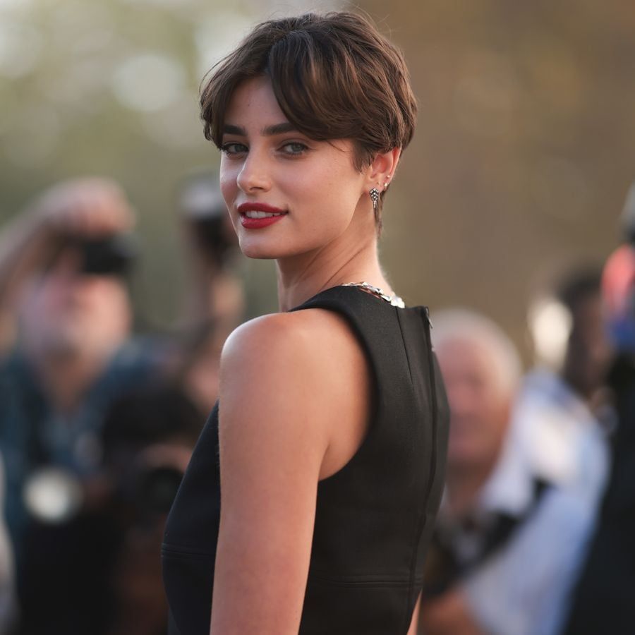 Ear Visual Idea — Fall Haircut Trends 2026