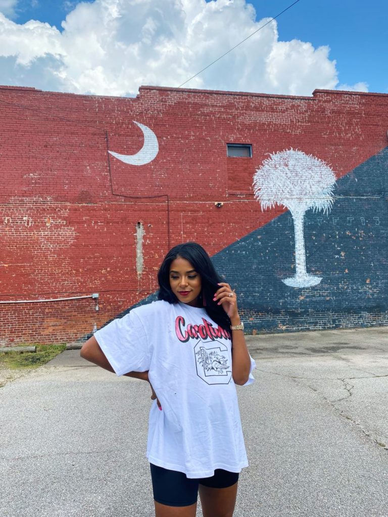 Casual Comfort: Oversized Graphic Tee and Biker Shorts — Game Day Outfits 2026