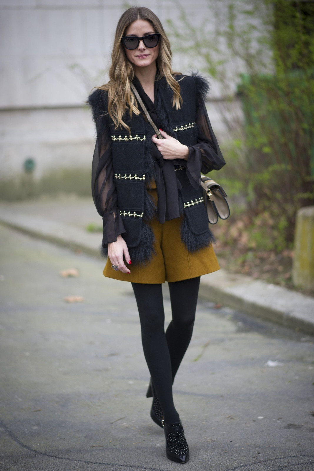 Embellished Vest with Faux Fur Trim for Evening Chic Embellished Vest with Faux Fur Trim for Evening Chic — Chilly Spring Outfits 2027
