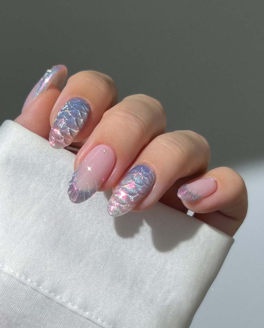 Iridescent Mermaid Scale Almond Nails Iridescent Mermaid Scale Almond Nails — Bahamas Nails 2027