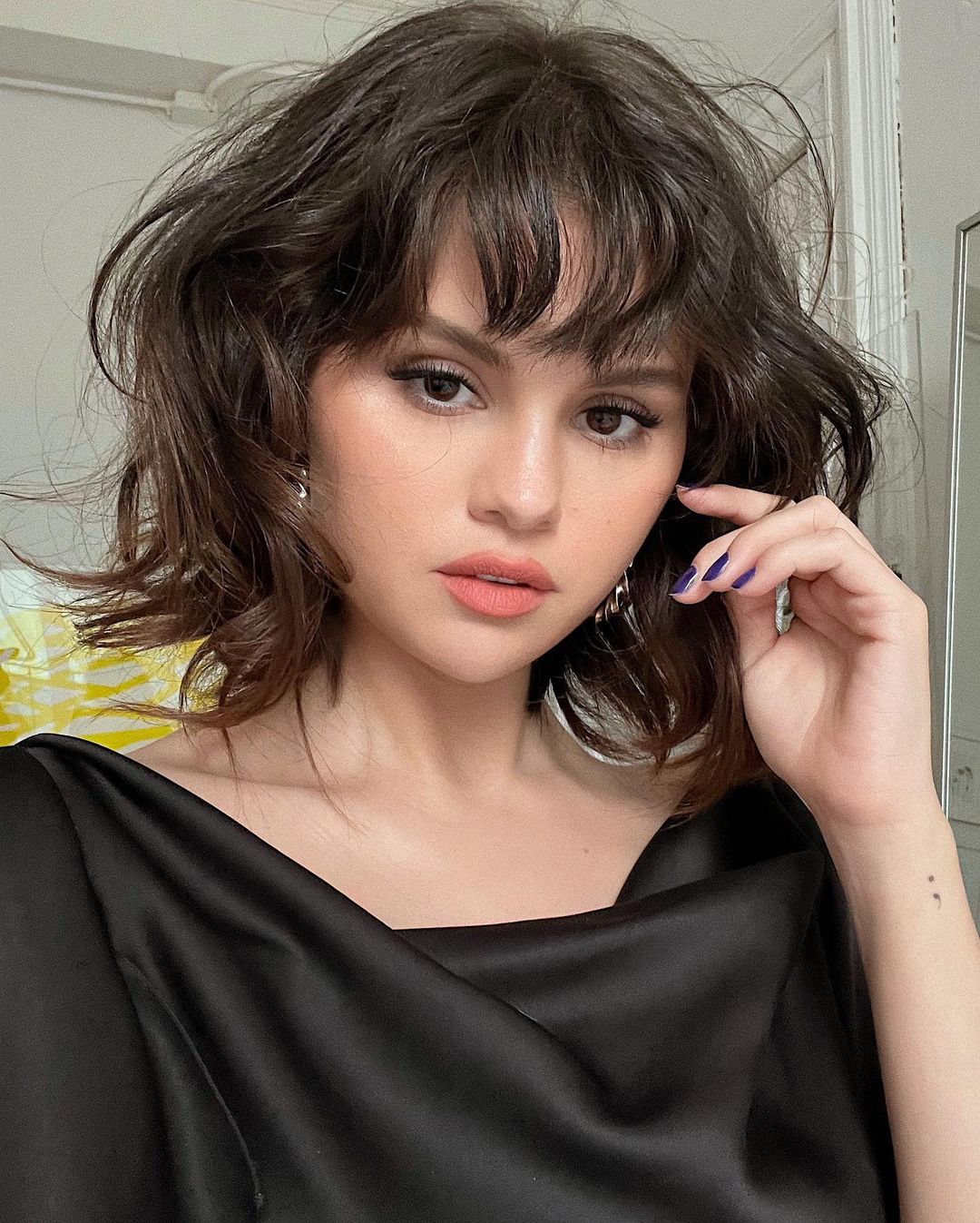 Mid-Back Voluminous Bouncy Curls In Auburn — Rodeo Hairstyles 2027