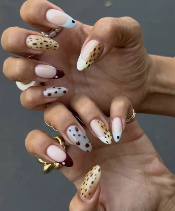 Casual Fashion-Forward Visual Idea Casual Fashion-Forward Visual Idea — Micro French Nails 2027