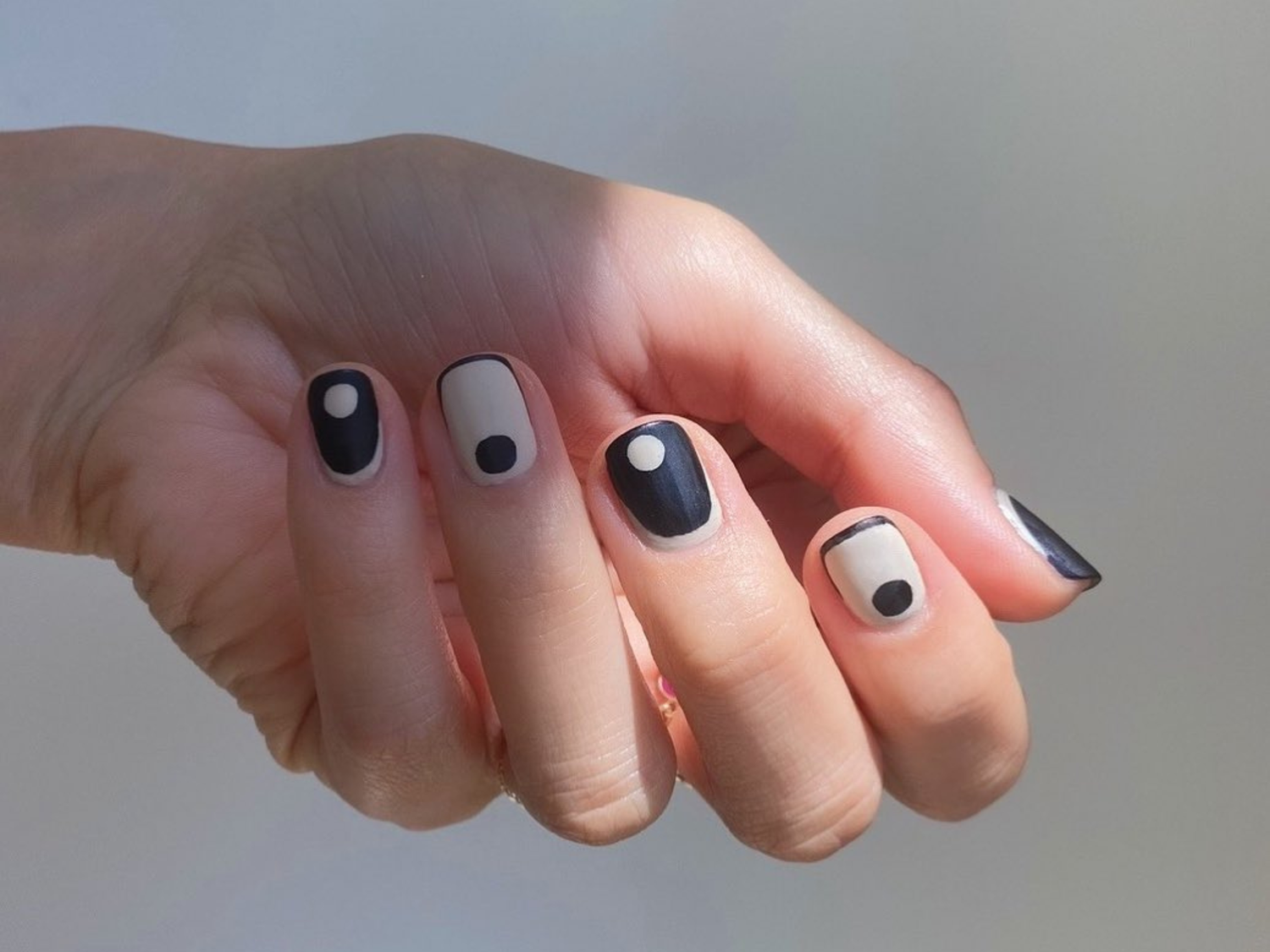 Matte Black and Beige Geometric Nails Matte Black and Beige Geometric Nails — Nail Art 2027 for Beginners