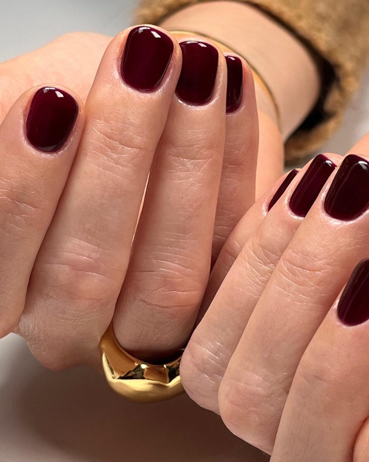 Plum Red Glossy Short Square Nails Plum Red Glossy Short Square Nails — Dark Red Nails 2027