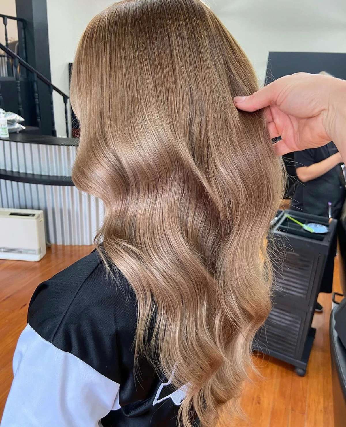 Ash Blonde With Subtle Highlights — Blonde Sew In Styles 2027