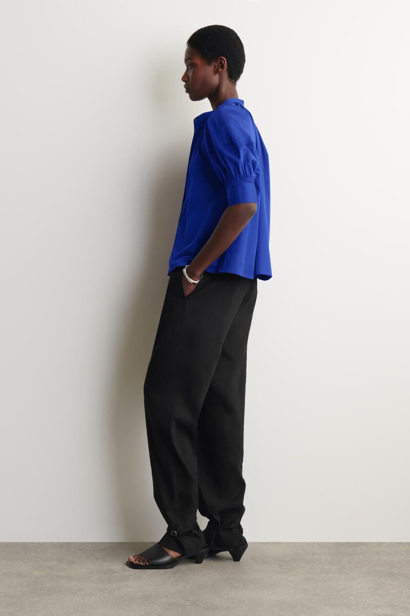 Royal Blue Puff Sleeve Blouse with Black Relaxed-Fit Pants Royal Blue Puff Sleeve Blouse with Black Relaxed-Fit Pants — Puff Sleeve Blouse Outfits 2027