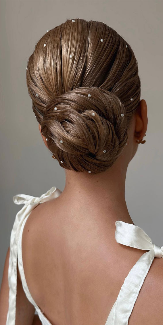 Sleek Light Brown Bun With Pearls Sleek Light Brown Bun With Pearls — Sleek Bun 2027