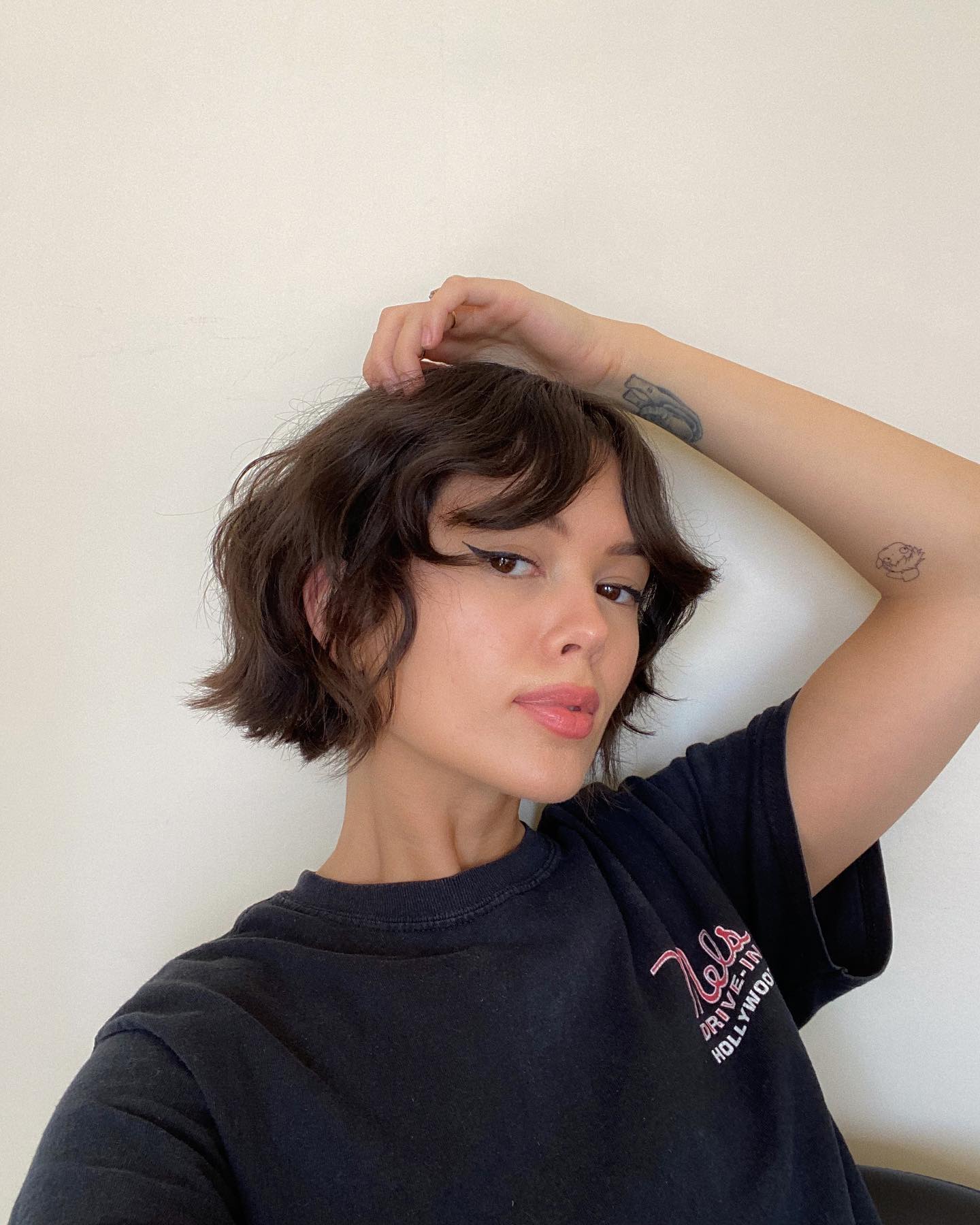 Front View Visual Idea — Wavy Bob 2027