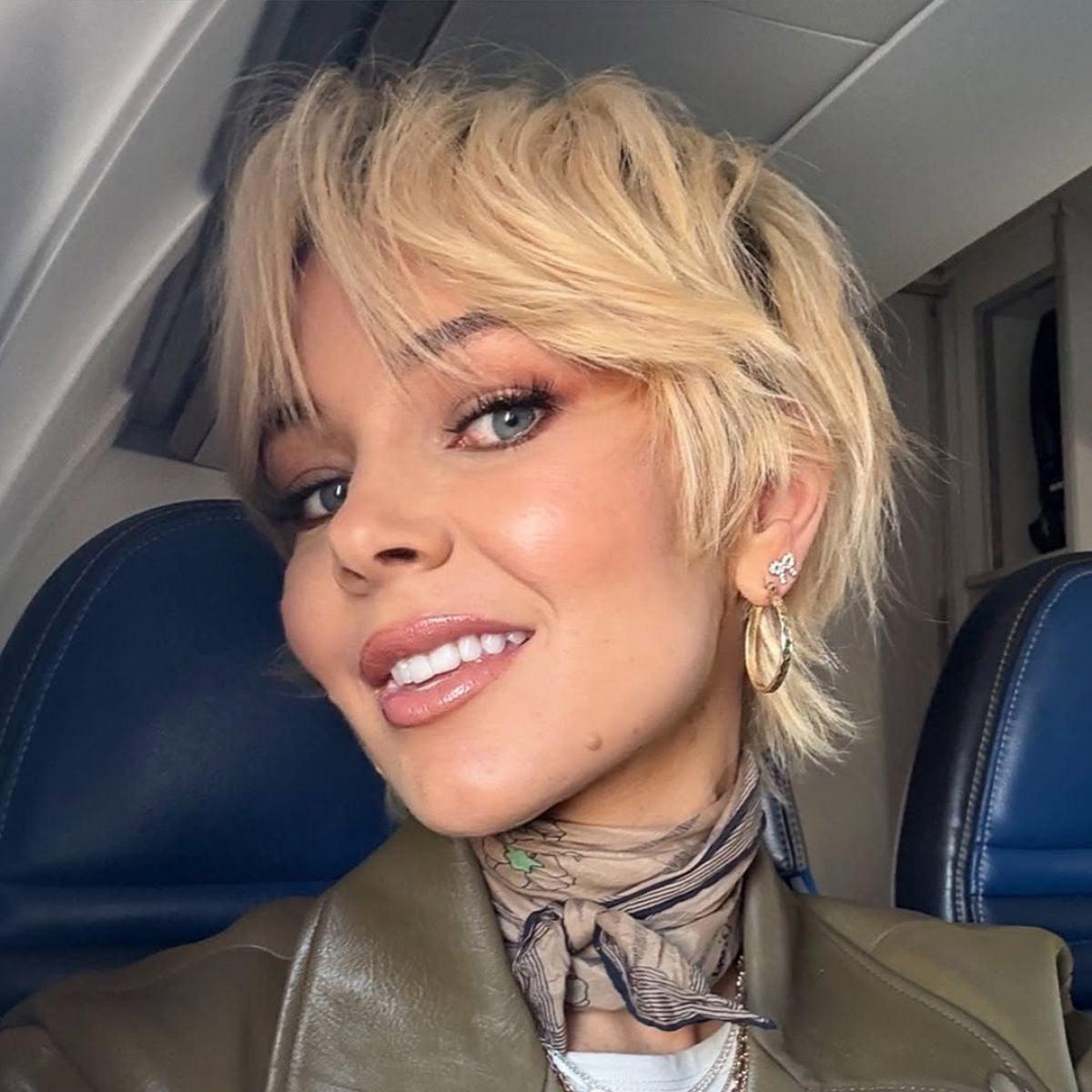 Ash Blonde Visual Idea Ash Blonde Visual Idea — Blonde Pixie 2027