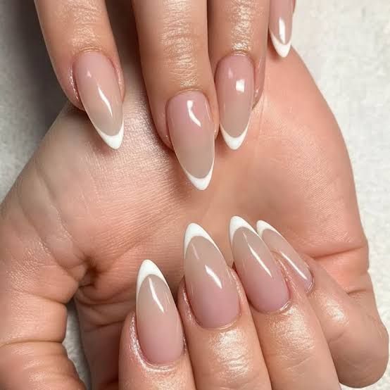 Both Hands Visual Idea Both Hands Visual Idea — French Tip Nails 2027 for Wide Nail Beds