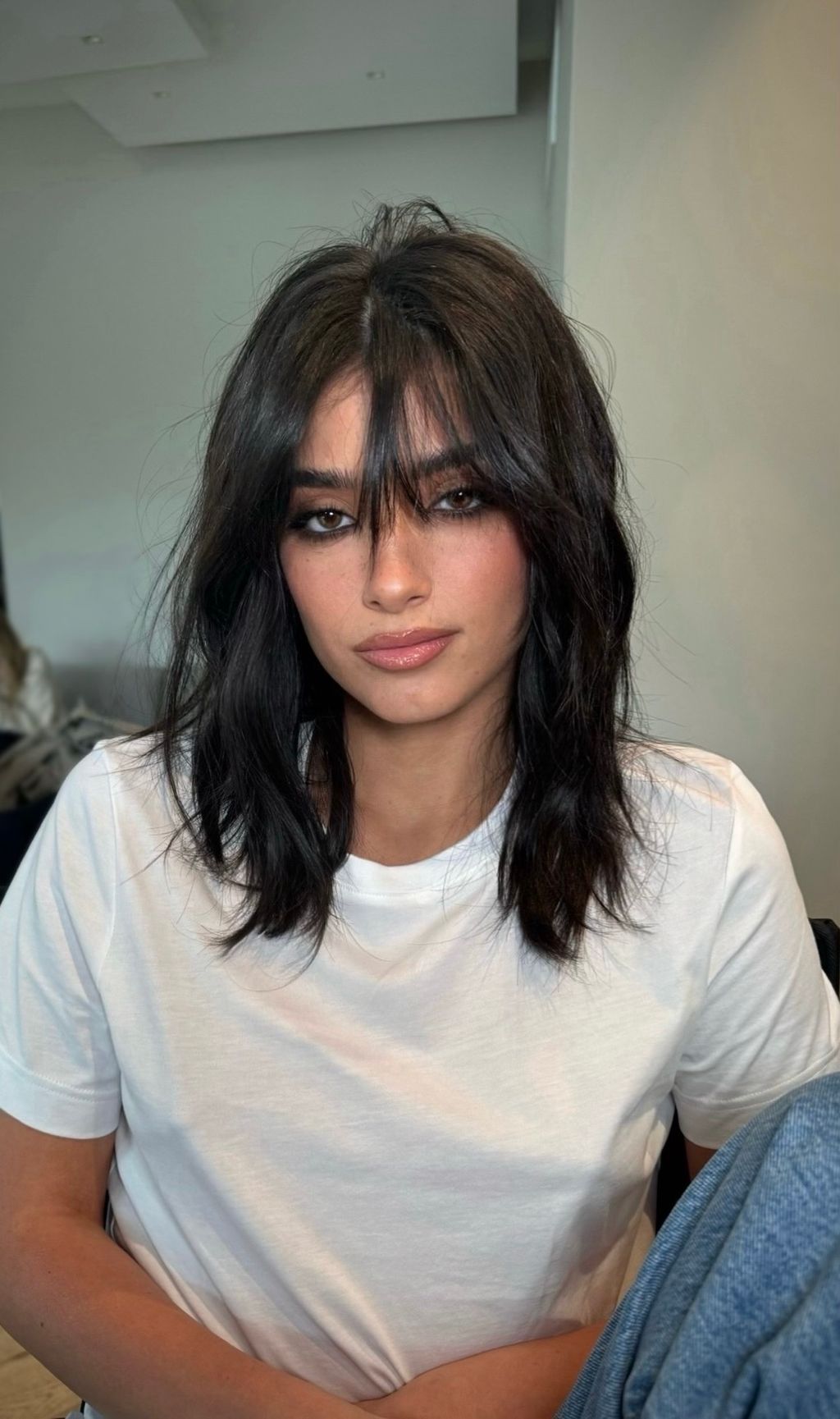 Collarbone Shag With Full Textured Bangs Collarbone Shag With Full Textured Bangs — Trendy Haircuts 2027