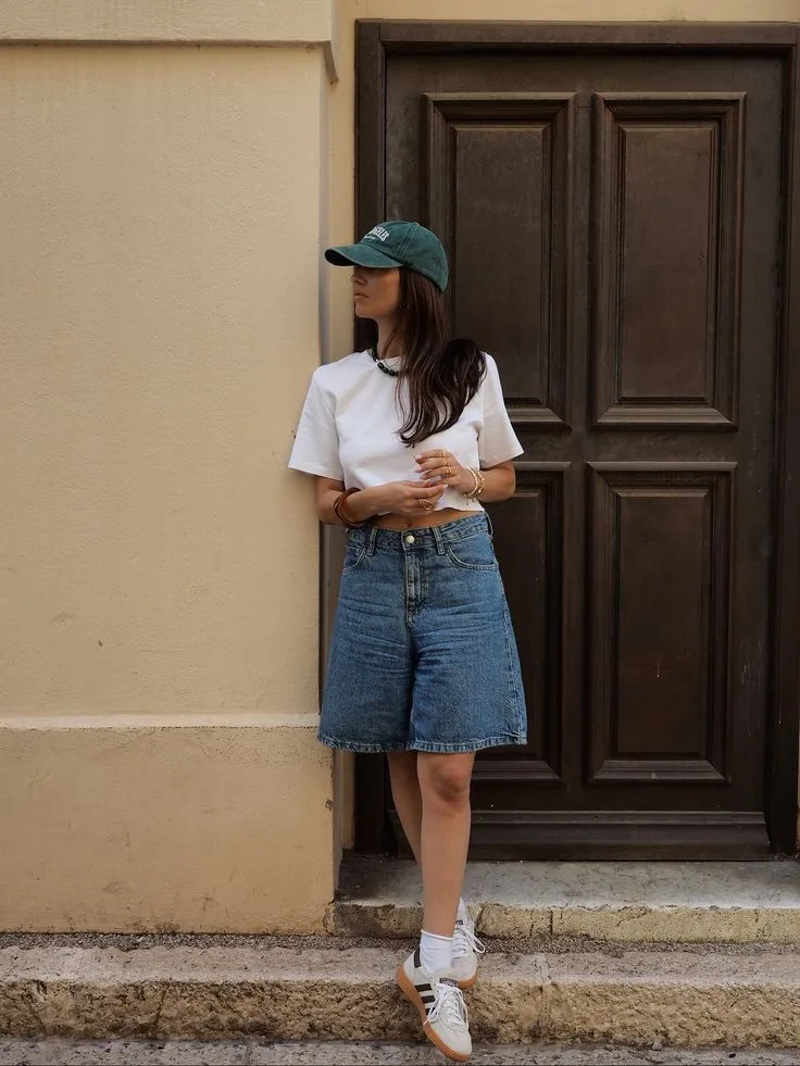 Casual Mid-Wash Jorts with Cropped Tee and Cap Casual Mid-Wash Jorts with Cropped Tee and Cap — Jorts Outfits 2027