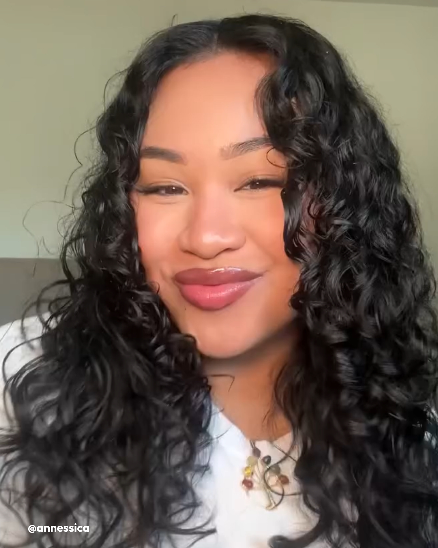 Thick Wavy Dark Brown Shine Thick Wavy Dark Brown Shine — Glazed Hair 2027