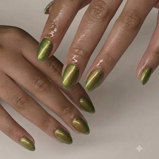 Glossy With A Subtle Metallic Undertone Visual Idea Glossy With A Subtle Metallic Undertone Visual Idea — Green Chrome Nails 2027