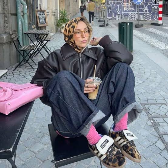 Playful Mix: Bomber Jacket and Leopard Print Playful Mix: Bomber Jacket and Leopard Print — Streetwear Outfits 2027