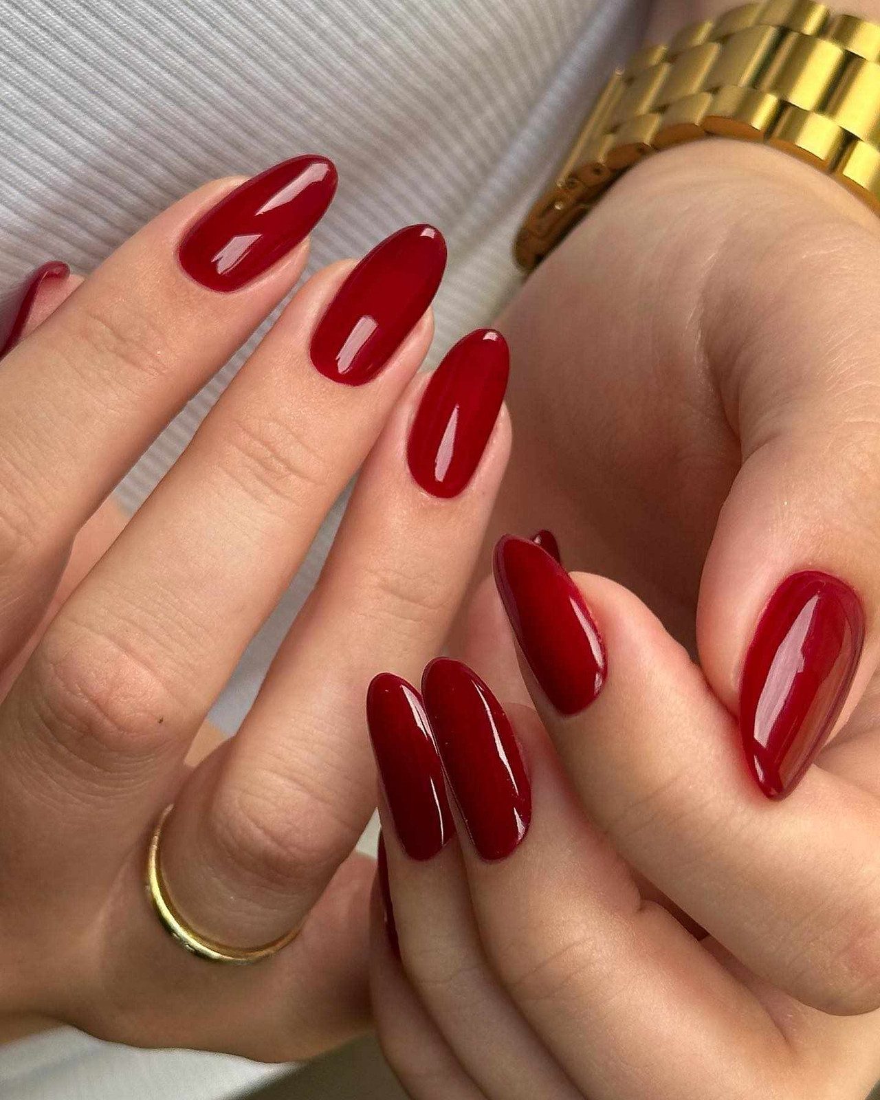 High Gloss Visual Idea High Gloss Visual Idea — Dark Red Nails 2027