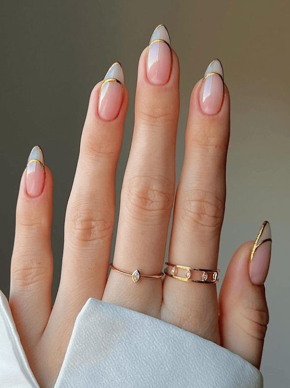 Sheer Pink with Face Line Art Sheer Pink with Face Line Art — Line Art Nails 2027
