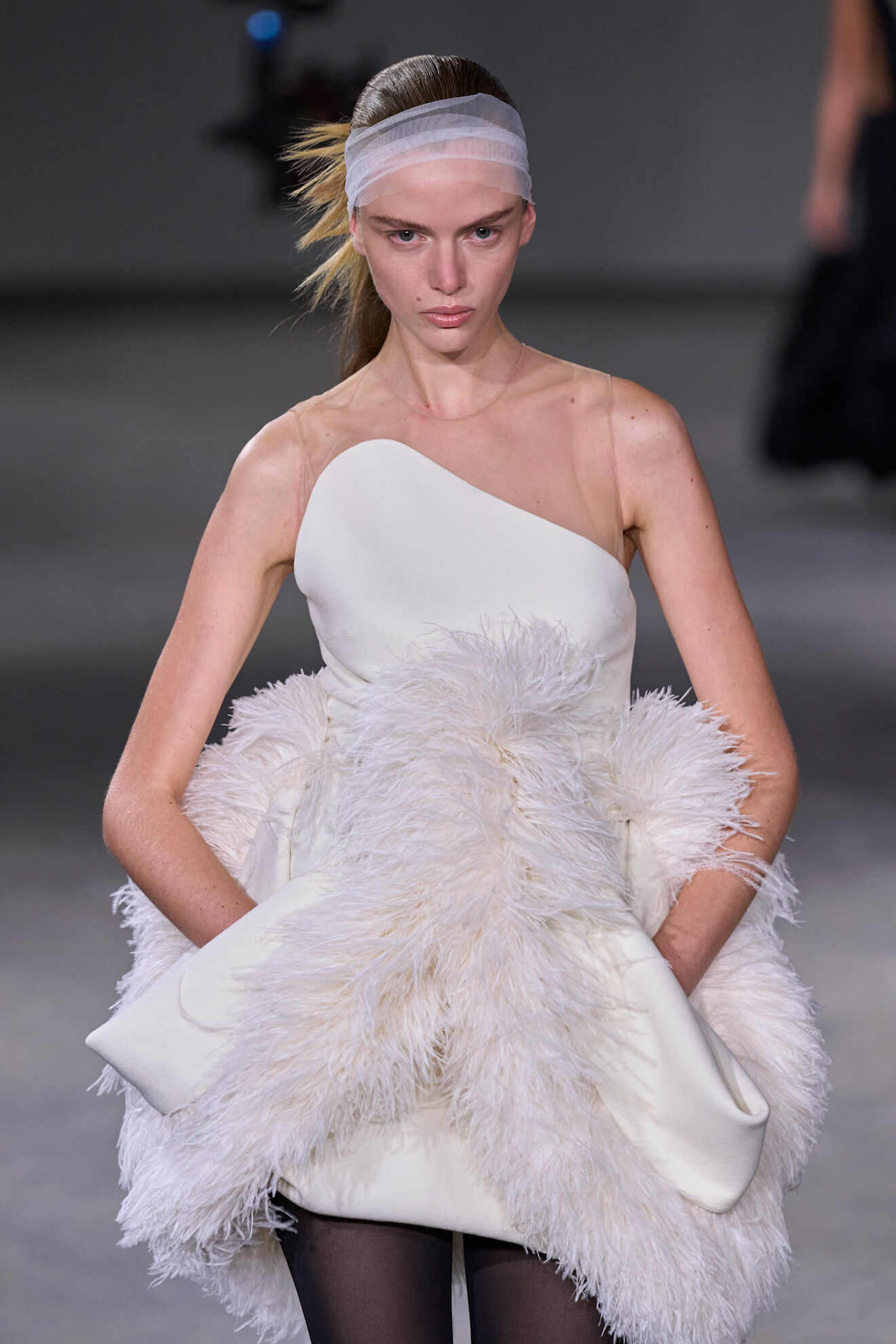 Avant-Garde Runway: Feather Dress with a Sheer Headband — Headband Outfits 2027