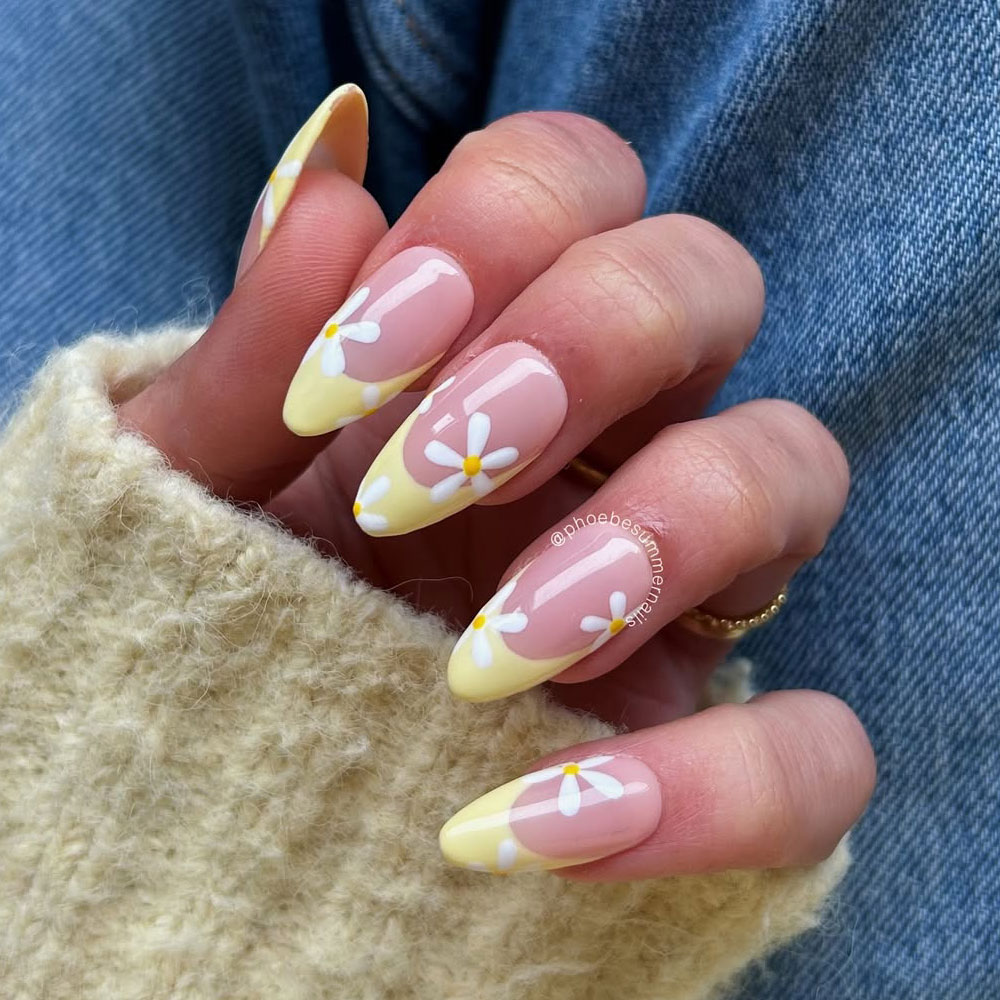 Clean Lines Even Application Visual Idea — Yellow Nails 2027
