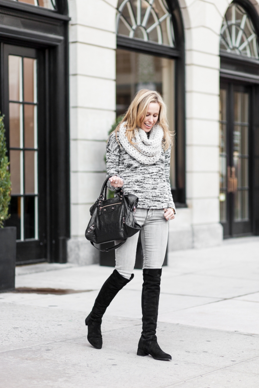 Chunky Knit Sweater with Slim Jeans for Winter Hosting Chunky Knit Sweater with Slim Jeans for Winter Hosting — Hostess Outfits 2027