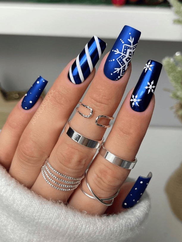 Metallic Blue Coffin Snowflake and Glitter Metallic Blue Coffin Snowflake and Glitter — Blue Christmas Nails 2026