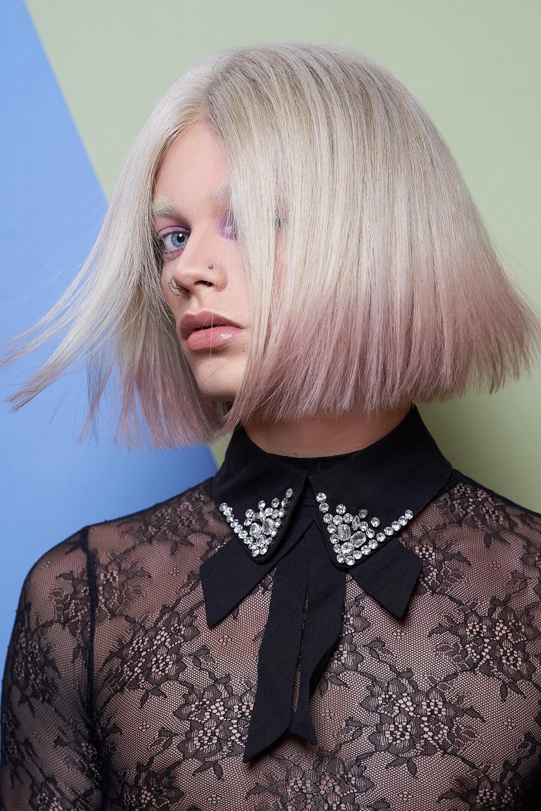 Blonde Bob With Subtle Pink Ends Blonde Bob With Subtle Pink Ends — Dip Dye Bob 2027