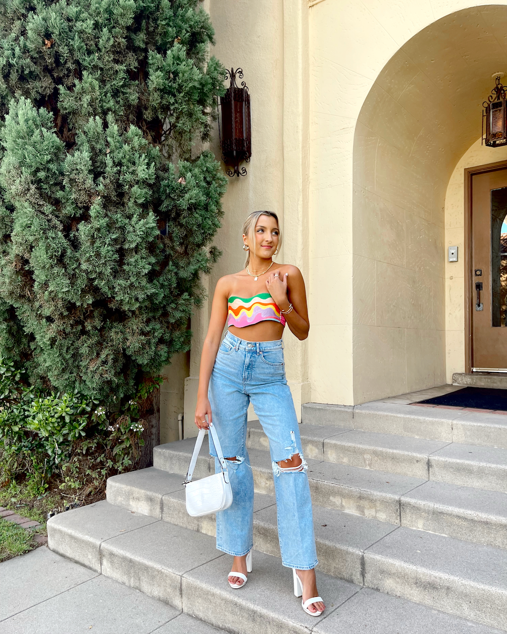 Striped Crop Top with Distressed Wide-Leg Jeans Striped Crop Top with Distressed Wide-Leg Jeans — California Outfits 2027