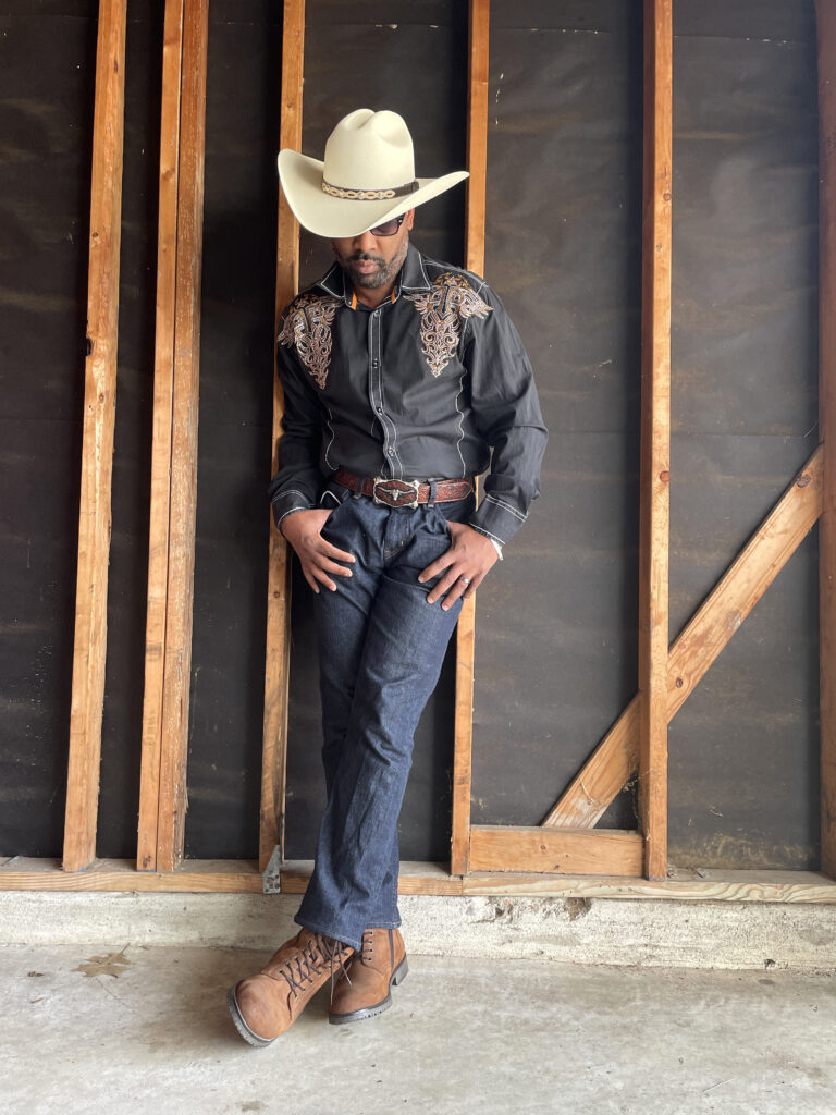 Rodeo Embroidered Western Shirt with Leather Belt Rodeo Embroidered Western Shirt with Leather Belt — Rodeo Outfits 2027