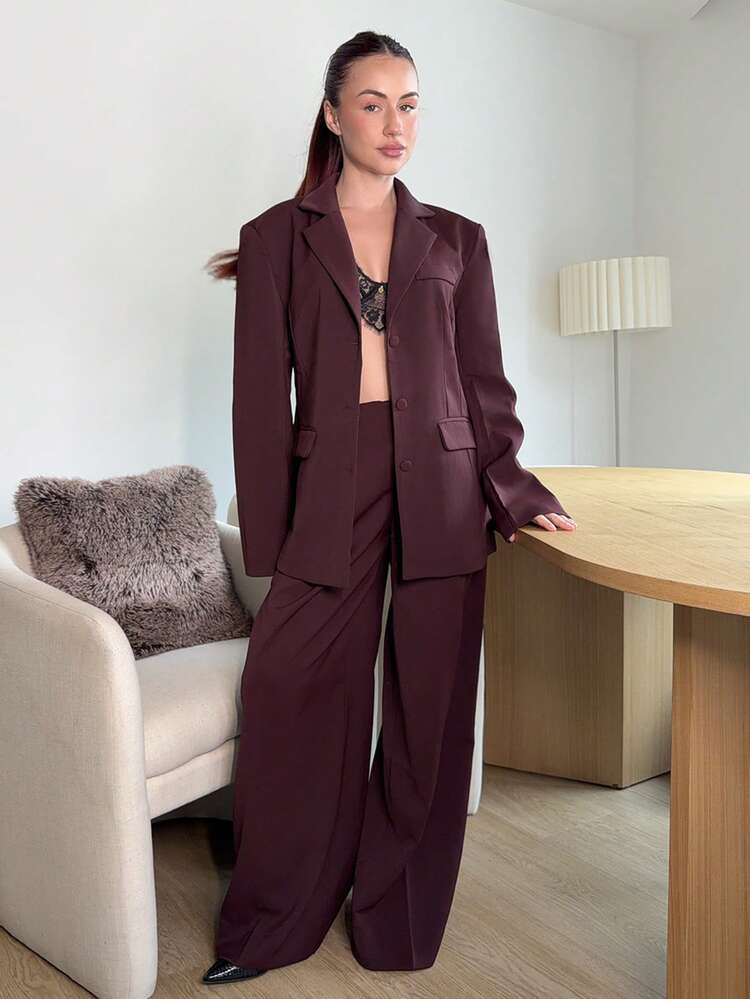 Oversized Burgundy Suit with Lace Detail Oversized Burgundy Suit with Lace Detail — Winter Office Outfits 2027