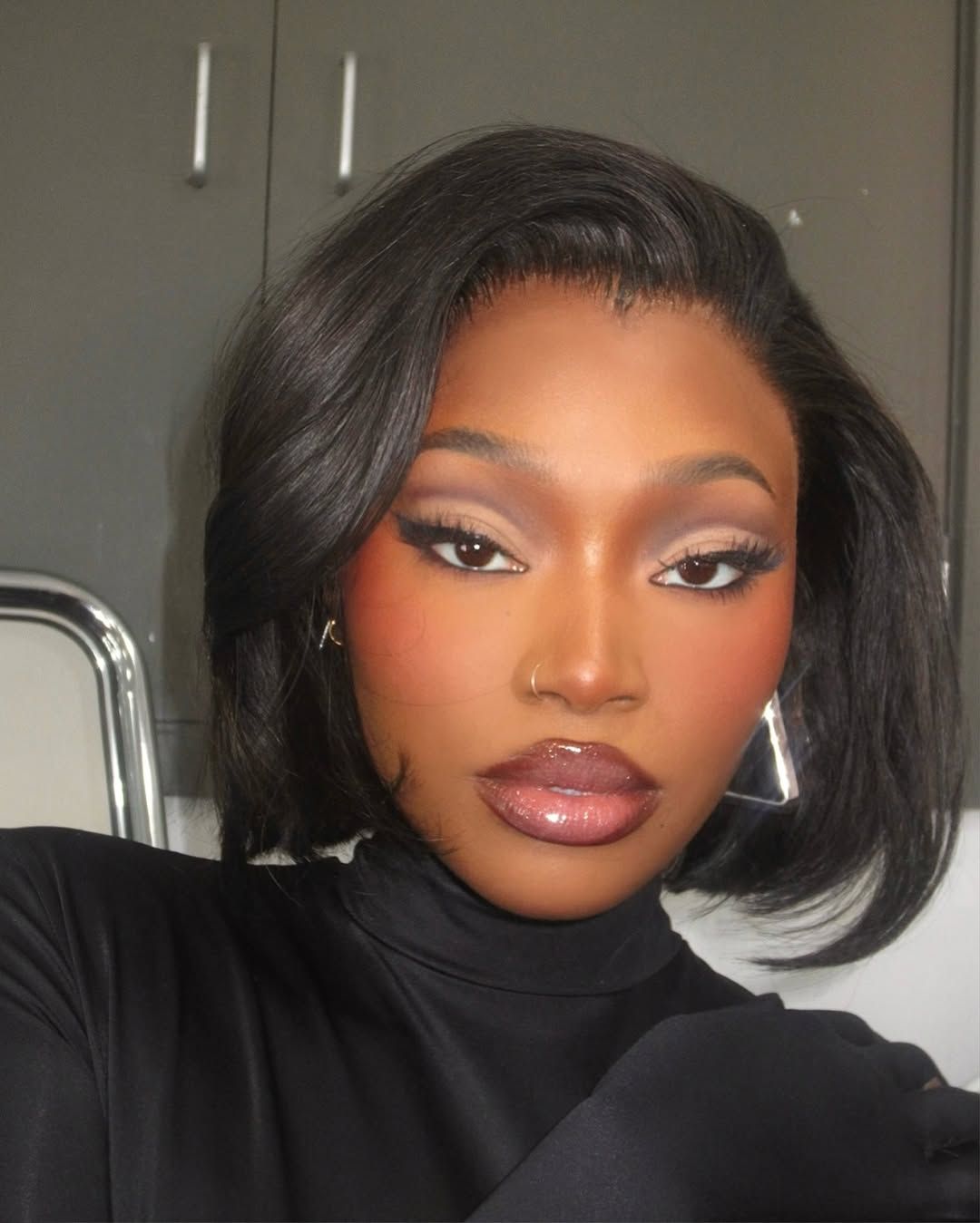 No Bangs Glossy Dark Brown Collarbone Bob — Y2K Bob 2027