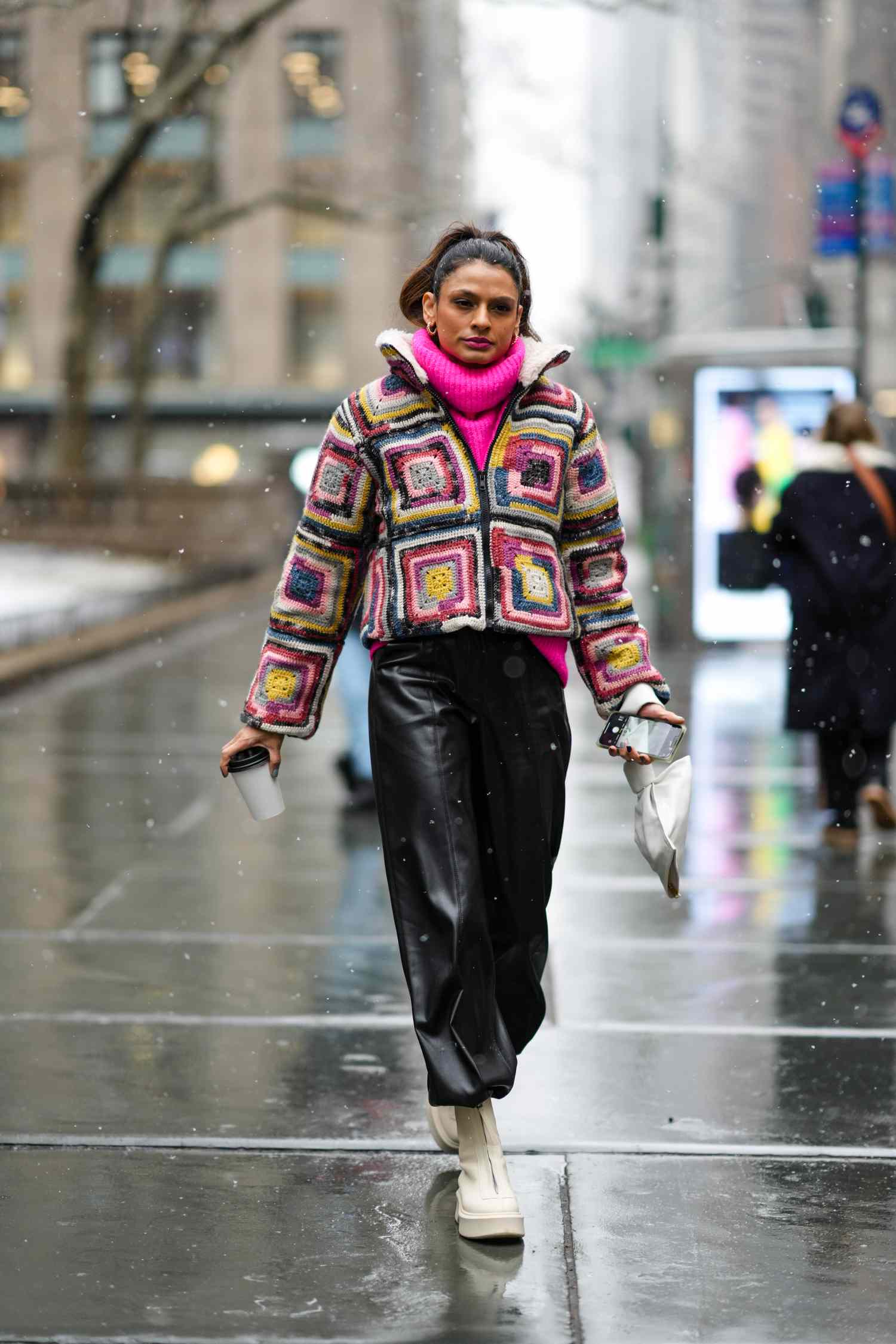 36 Cozy and Cute Snow Outfits That Make Leaving Your House Exciting