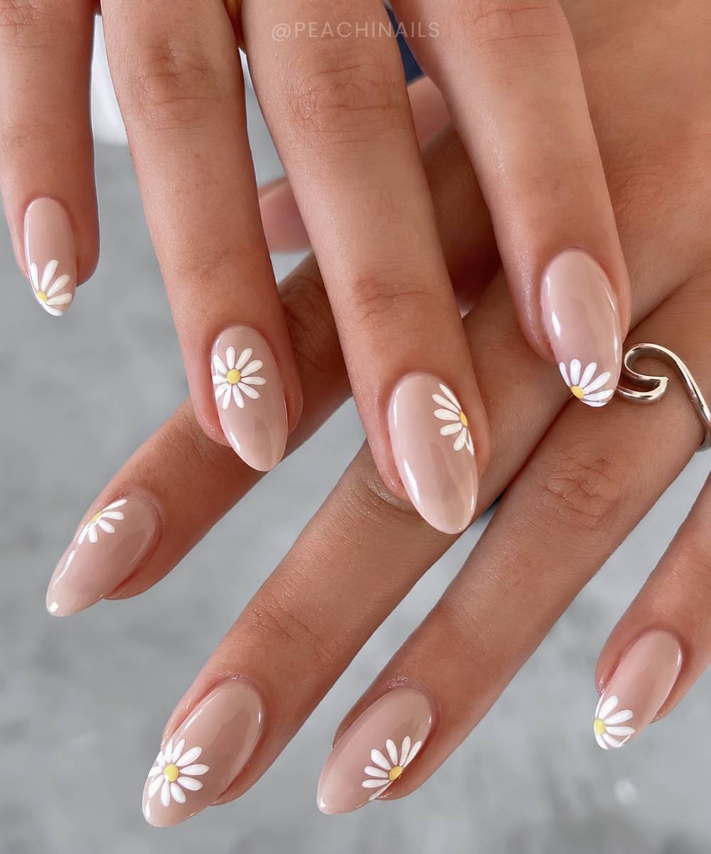 Minimalist Nude Base Daisies Minimalist Nude Base Daisies — Daisy Flower Nails 2027