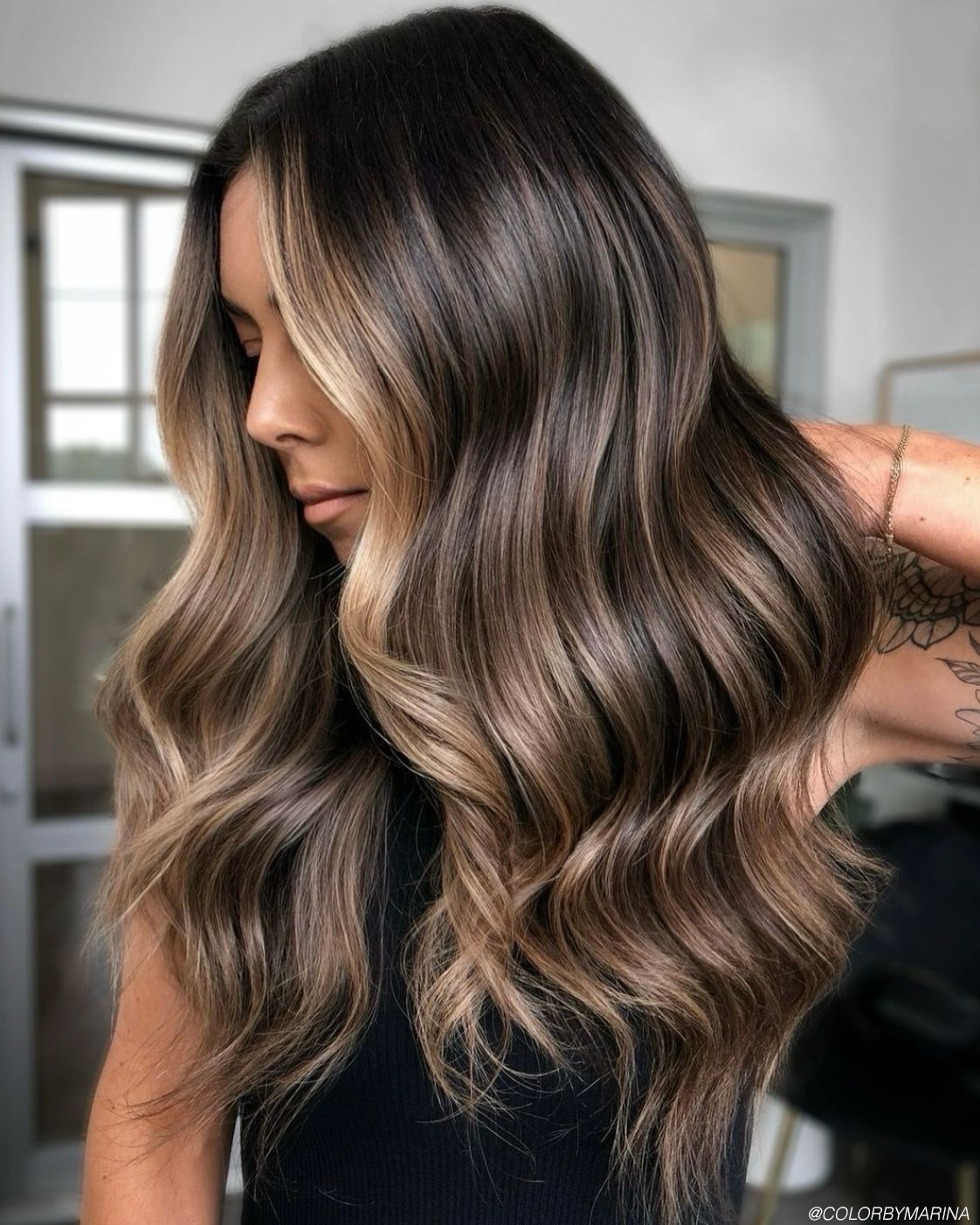 Side View Medium Crop Visual Idea Side View Medium Crop Visual Idea — Rich Brunette 2027