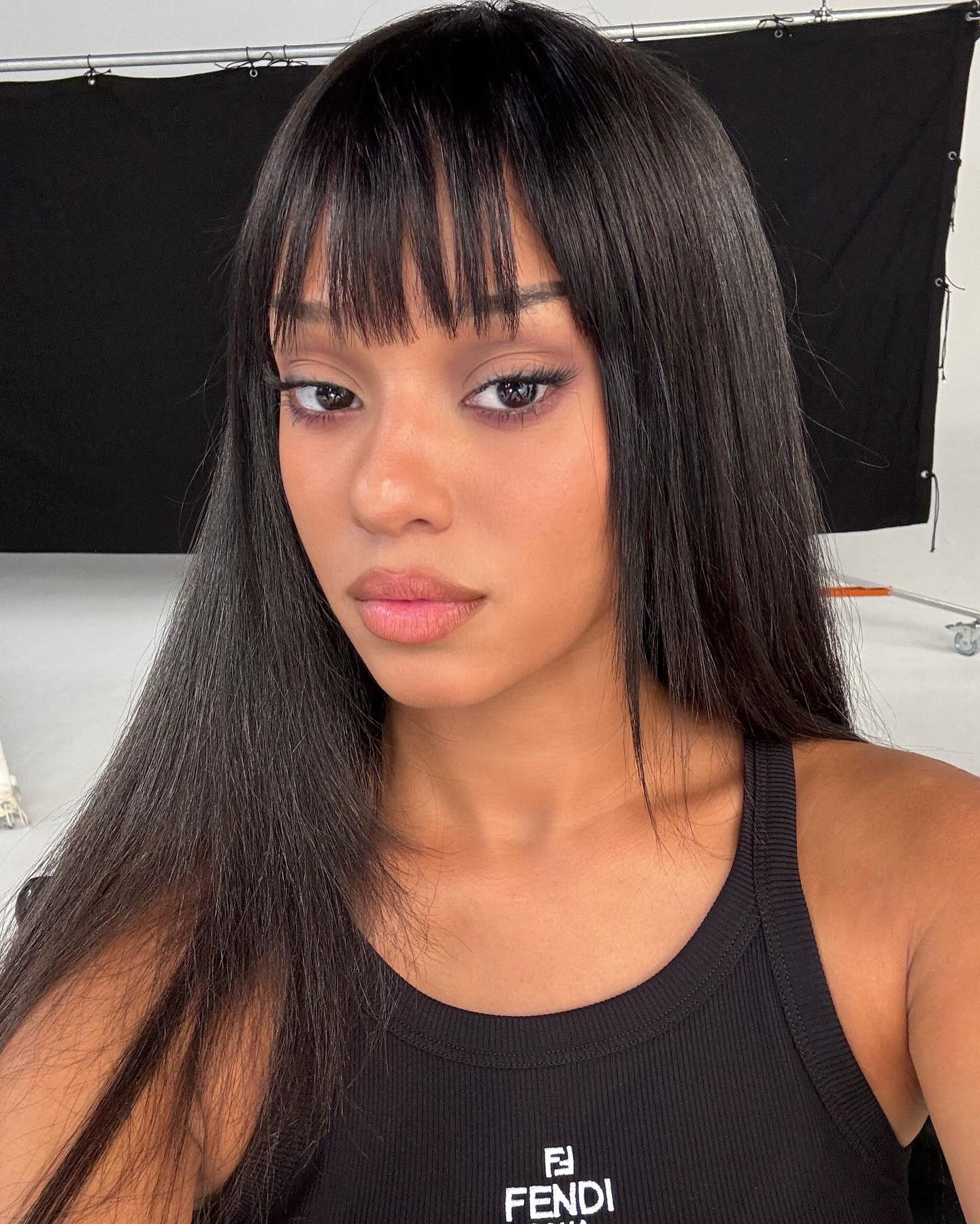 Blunt Cut Blunt Bangs on Thick Shoulder Black Blunt Cut Blunt Bangs on Thick Shoulder Black — Bangs Trends 2027