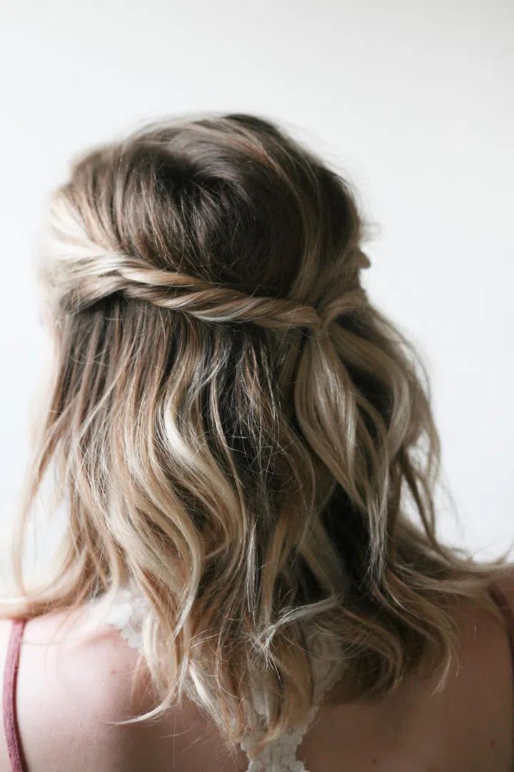 Medium Brown With Blonde Balayage Visual Idea Medium Brown With Blonde Balayage Visual Idea — Down Date Night Hairstyles 2027