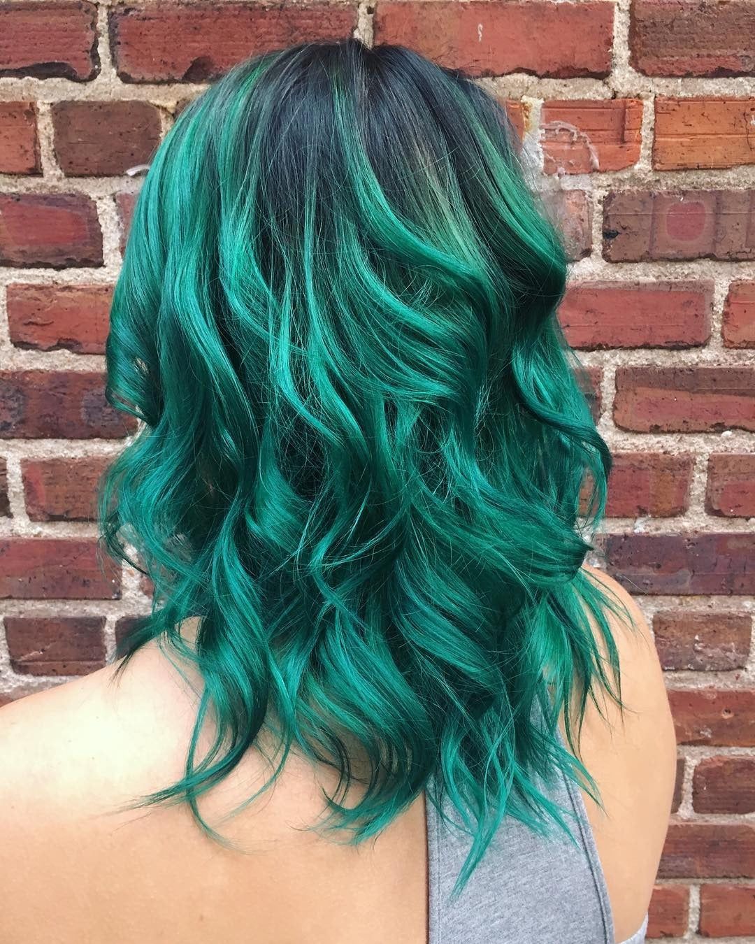 Visual Idea — Close-Up Take — Green and Blonde Hair 2027