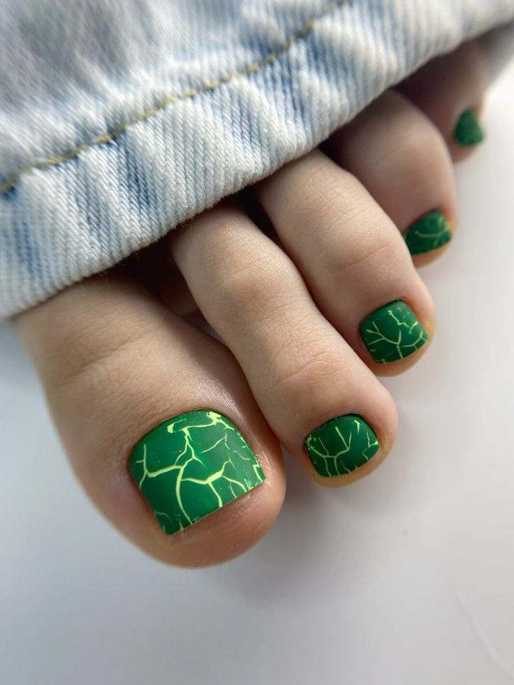 Bright Green Cracked Earth Toes Bright Green Cracked Earth Toes — Green Toe Nails 2027