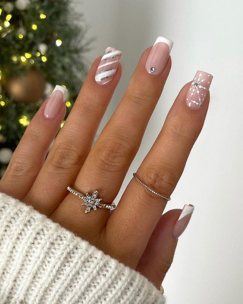 Visual Idea — White Christmas Nails 2026