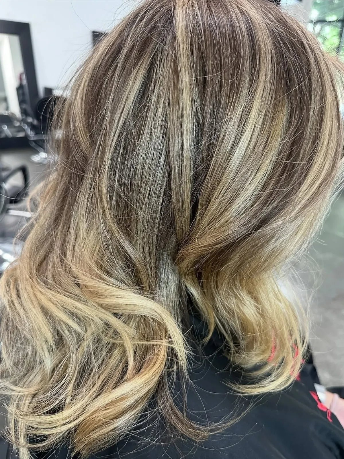 Rich Brown With Chunky Blonde Dimension Rich Brown With Chunky Blonde Dimension — Chunky Blonde Highlights on Brown Hair 2027
