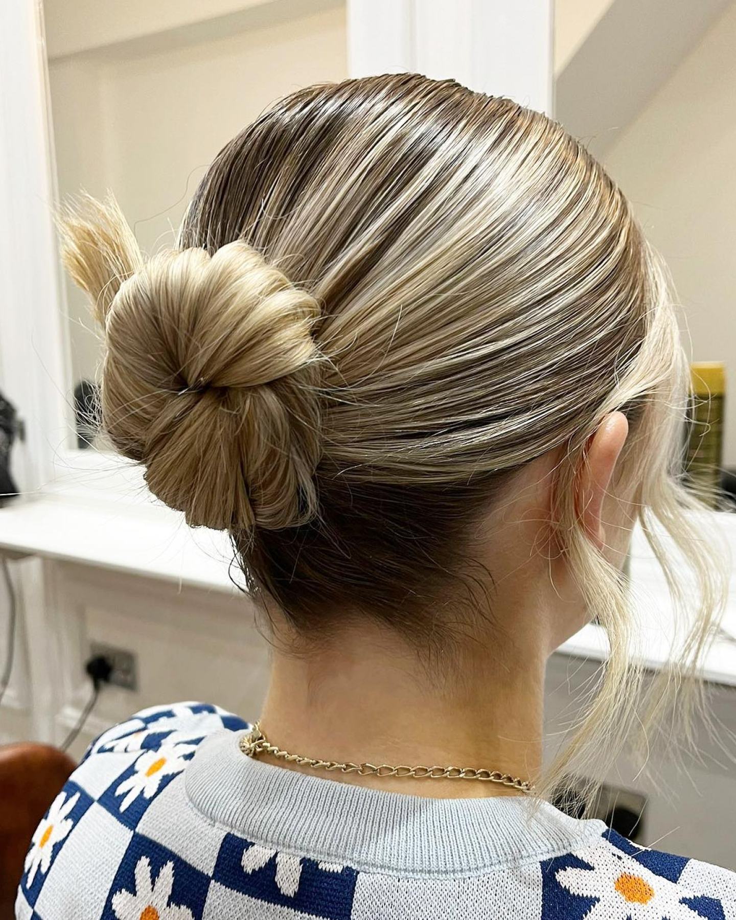 Blonde Highlights On Dark Blonde Base Visual Idea Blonde Highlights On Dark Blonde Base Visual Idea — Office Hairstyles 2027